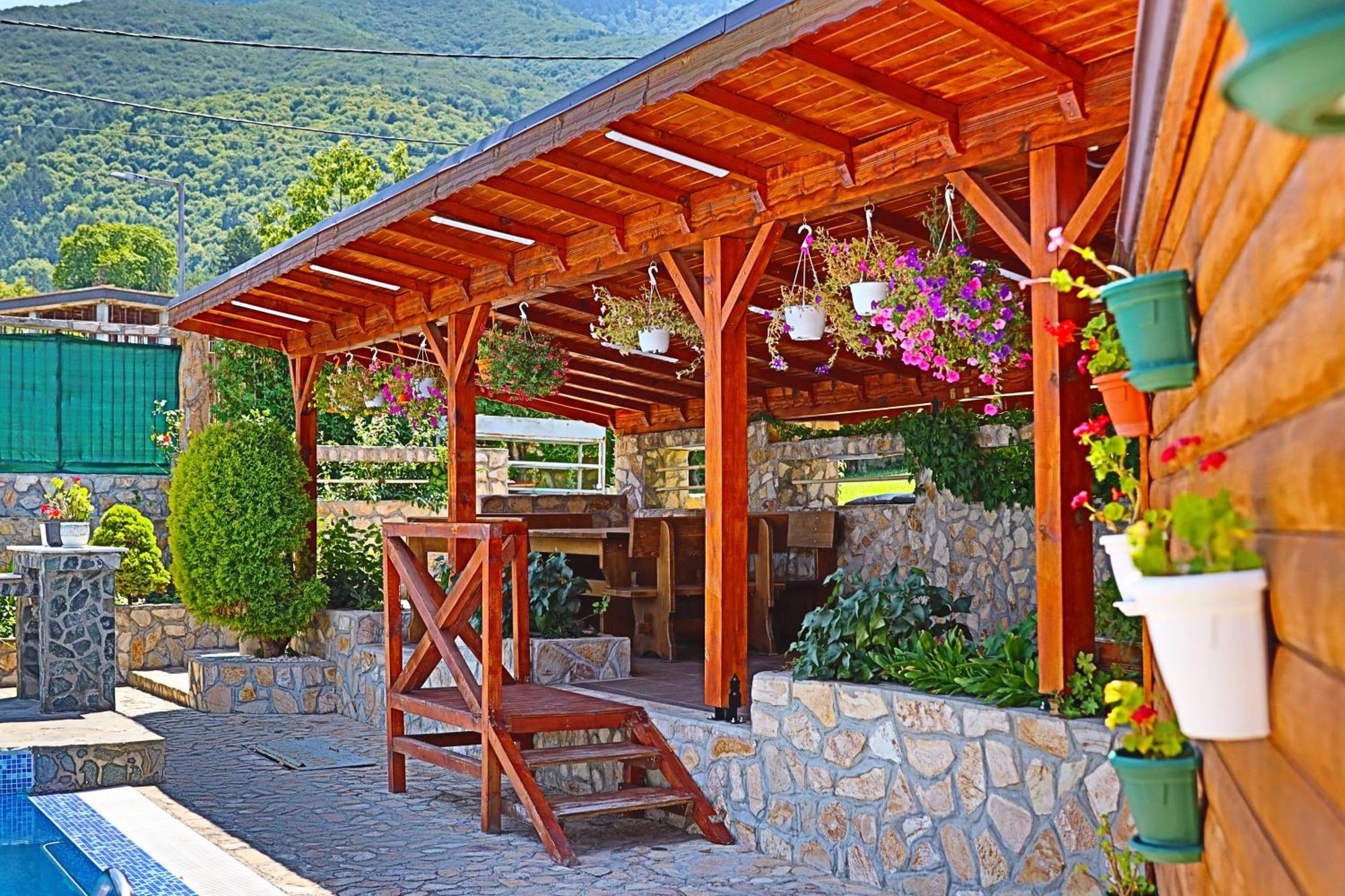 Holiday House Kubrat Sapareva Banya Buitenkant foto