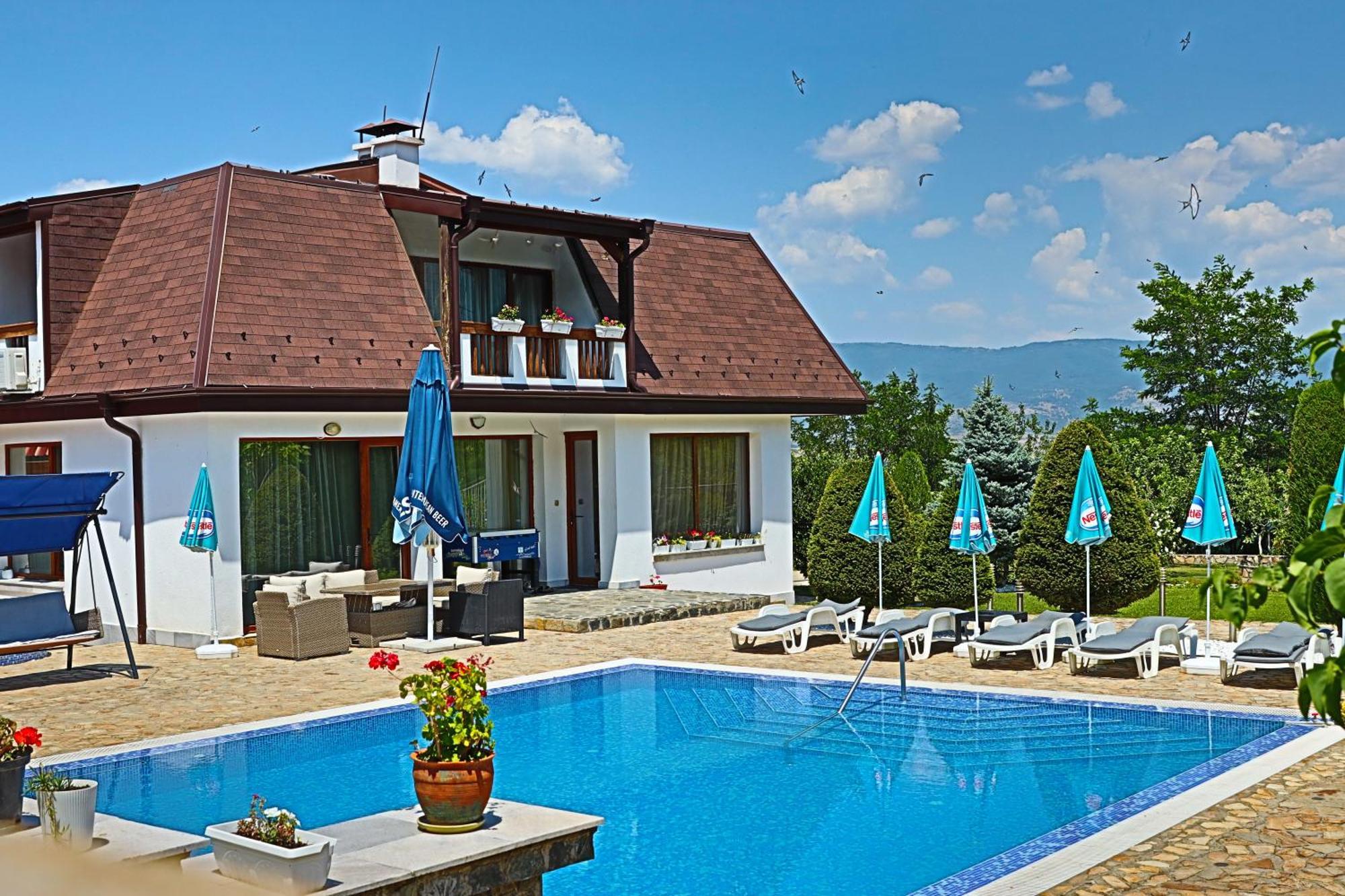 Holiday House Kubrat Sapareva Banya Buitenkant foto