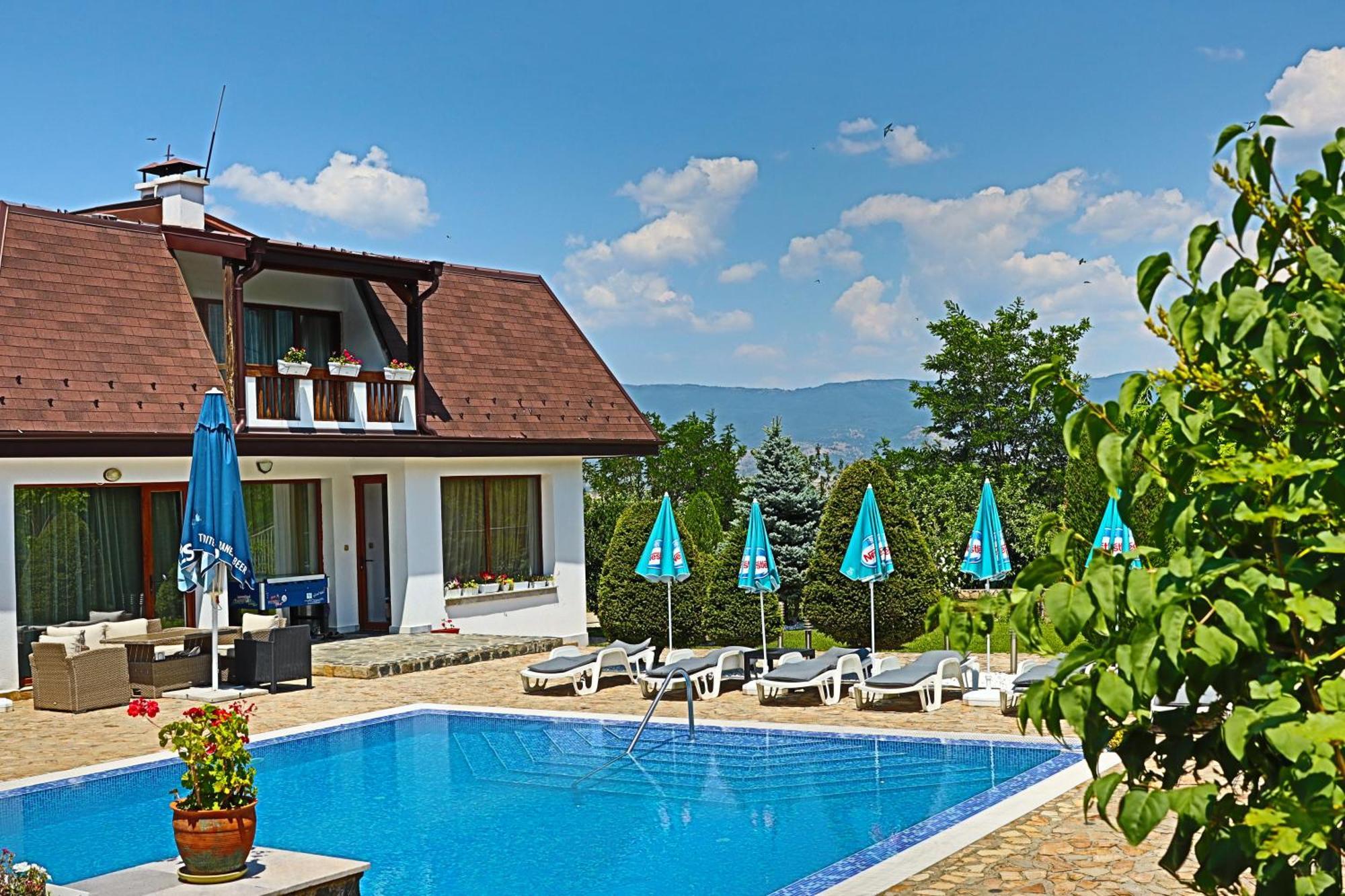 Holiday House Kubrat Sapareva Banya Buitenkant foto