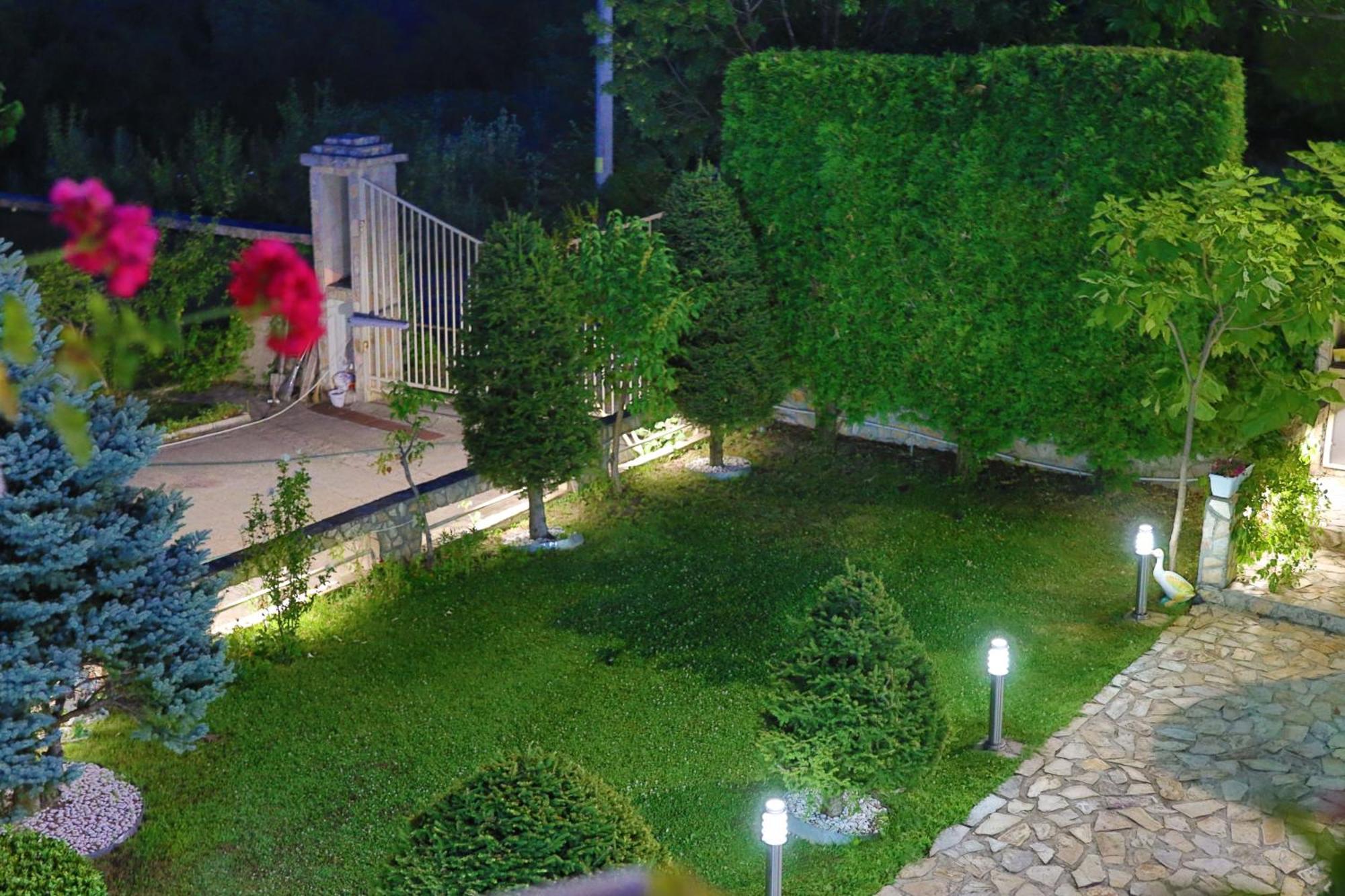 Holiday House Kubrat Sapareva Banya Buitenkant foto
