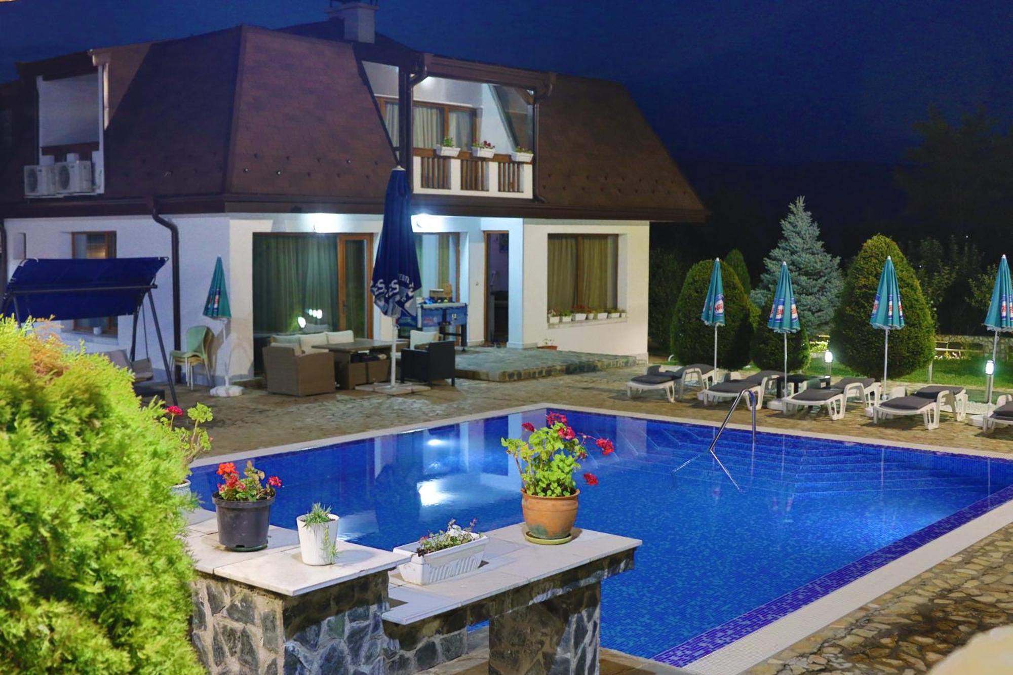 Holiday House Kubrat Sapareva Banya Buitenkant foto