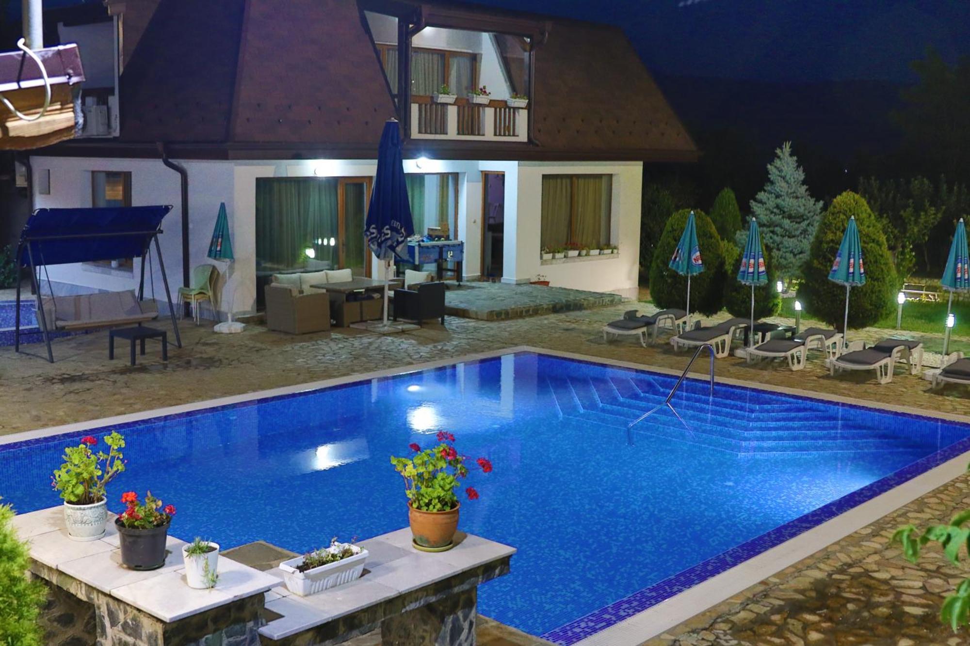 Holiday House Kubrat Sapareva Banya Buitenkant foto