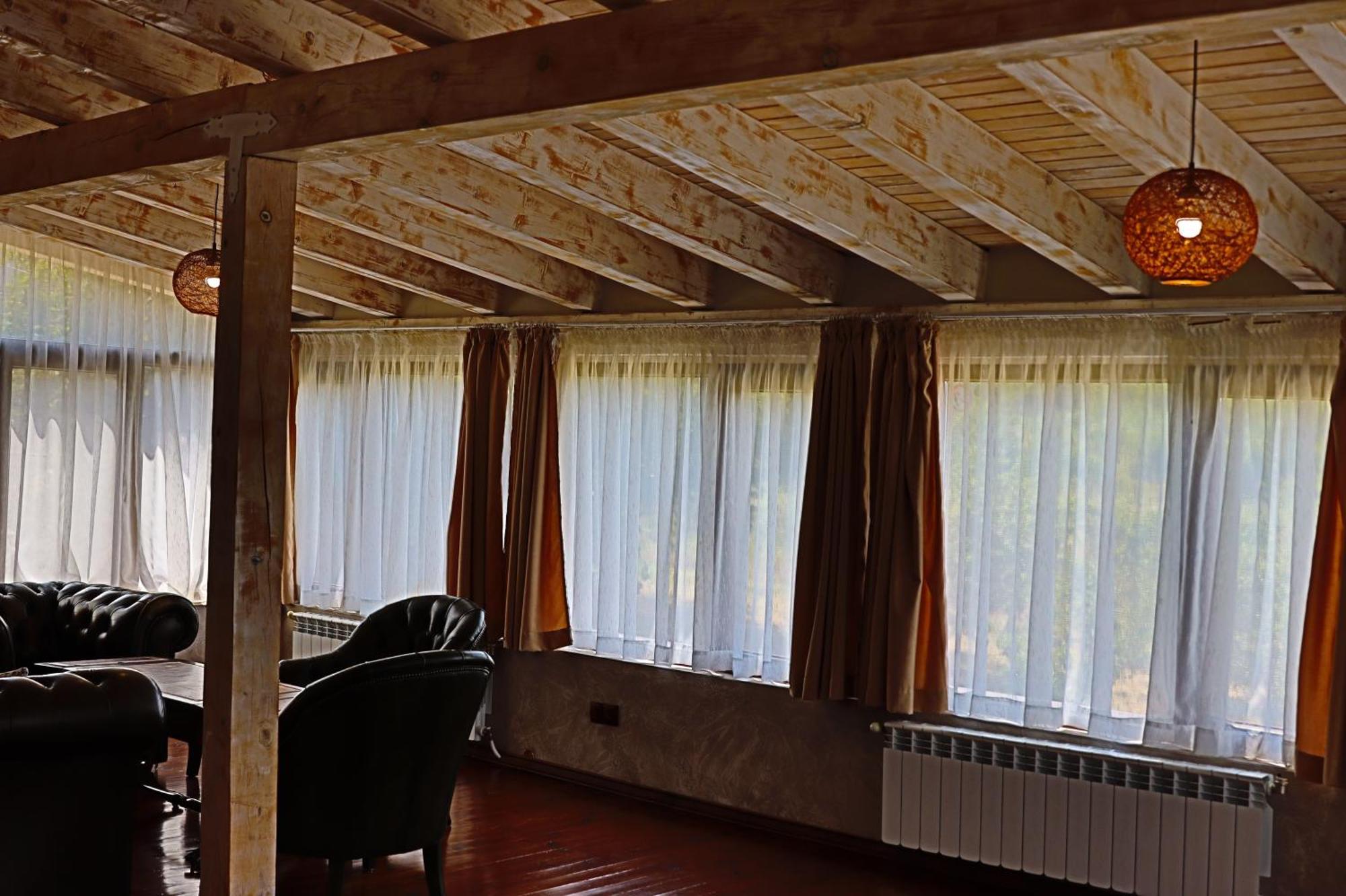 Holiday House Kubrat Sapareva Banya Buitenkant foto