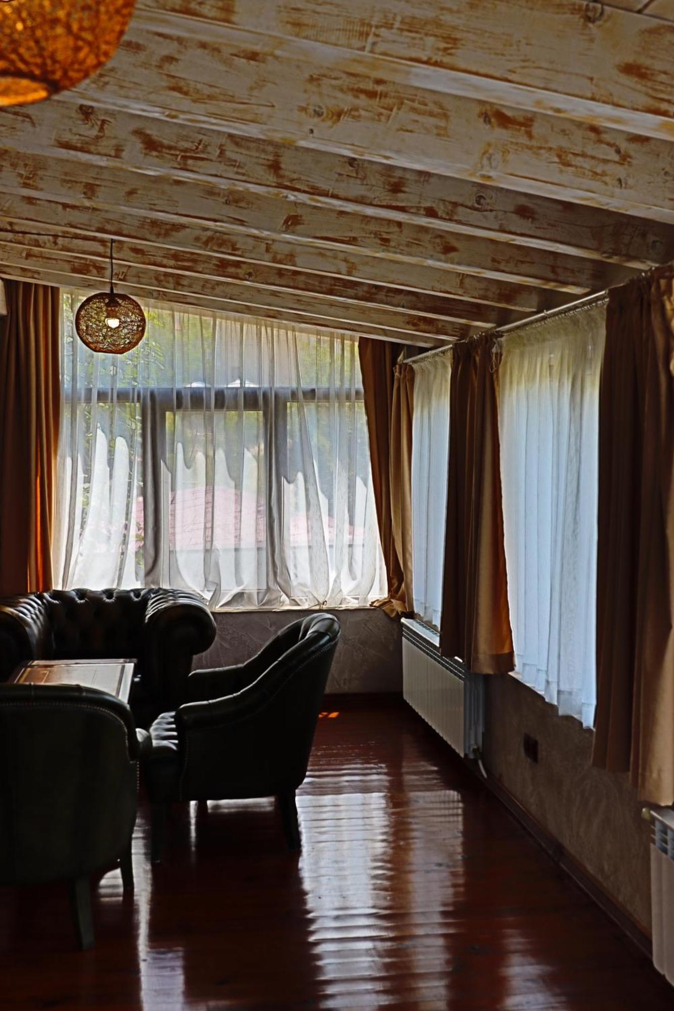 Holiday House Kubrat Sapareva Banya Buitenkant foto