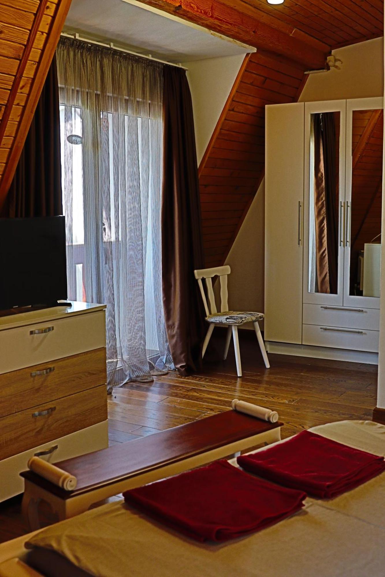 Holiday House Kubrat Sapareva Banya Buitenkant foto