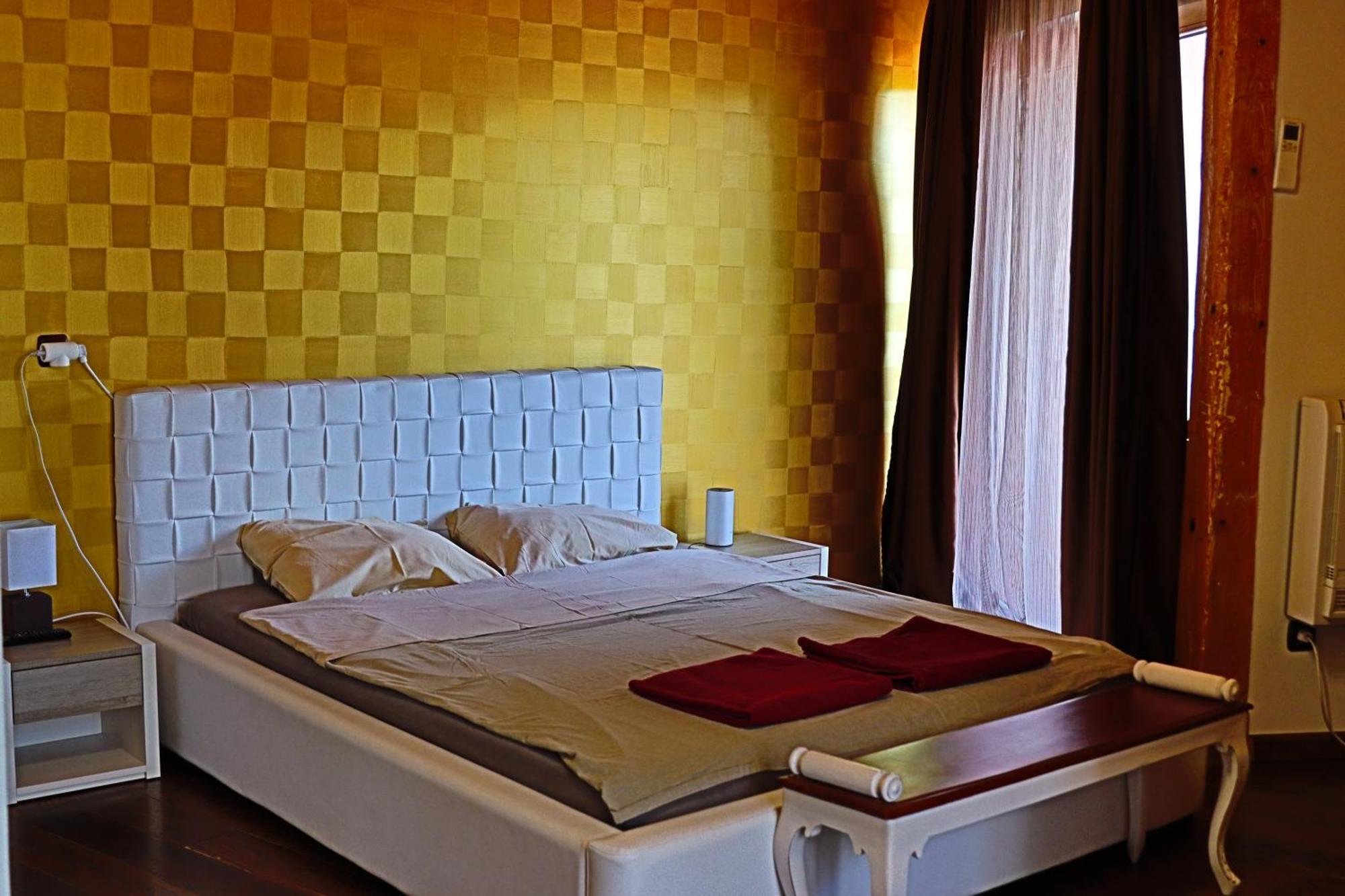 Holiday House Kubrat Sapareva Banya Buitenkant foto